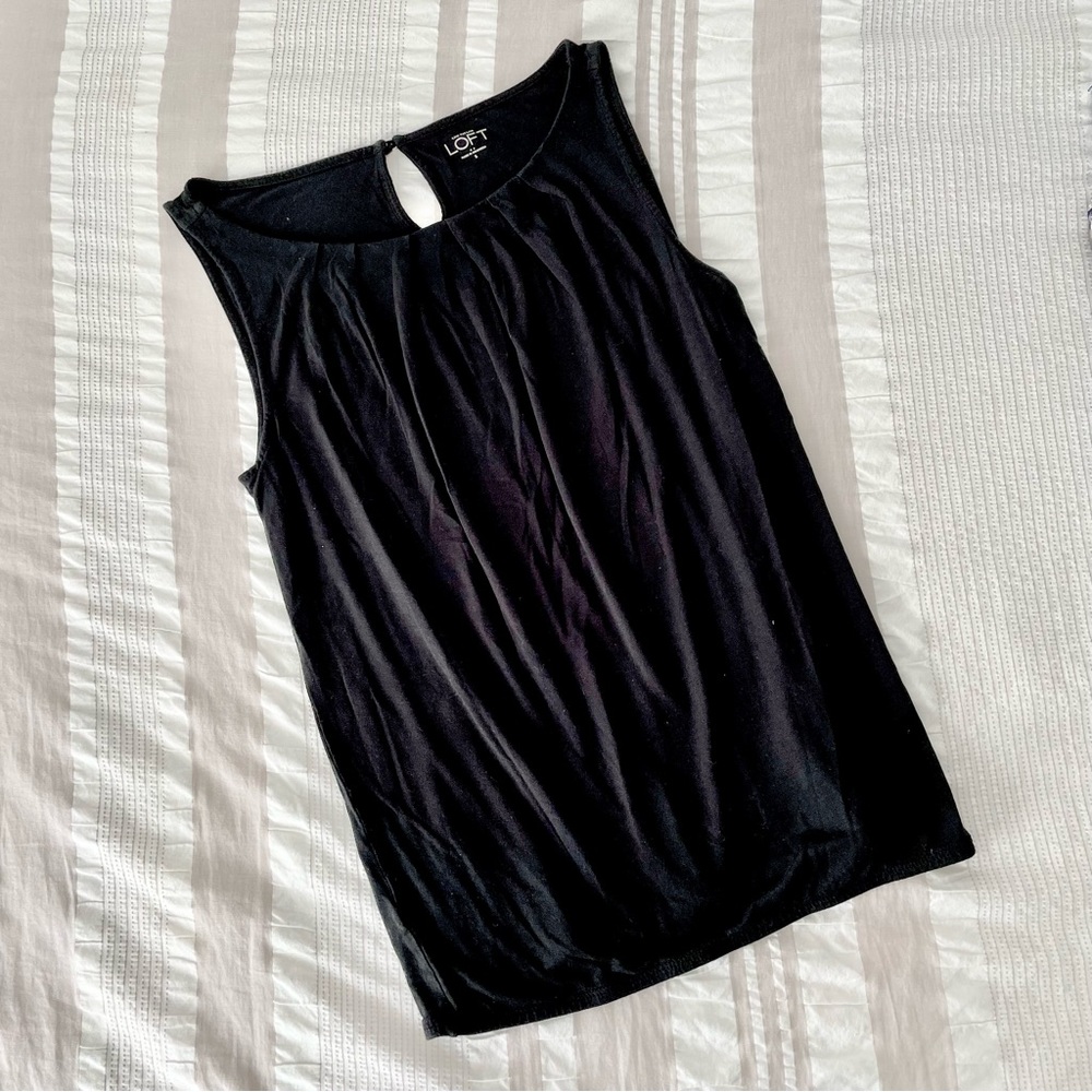 Black Key Hole LOFT Tank Blouse Size Small